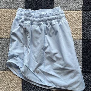 Lululemon Hotty Hot Shorts 4”